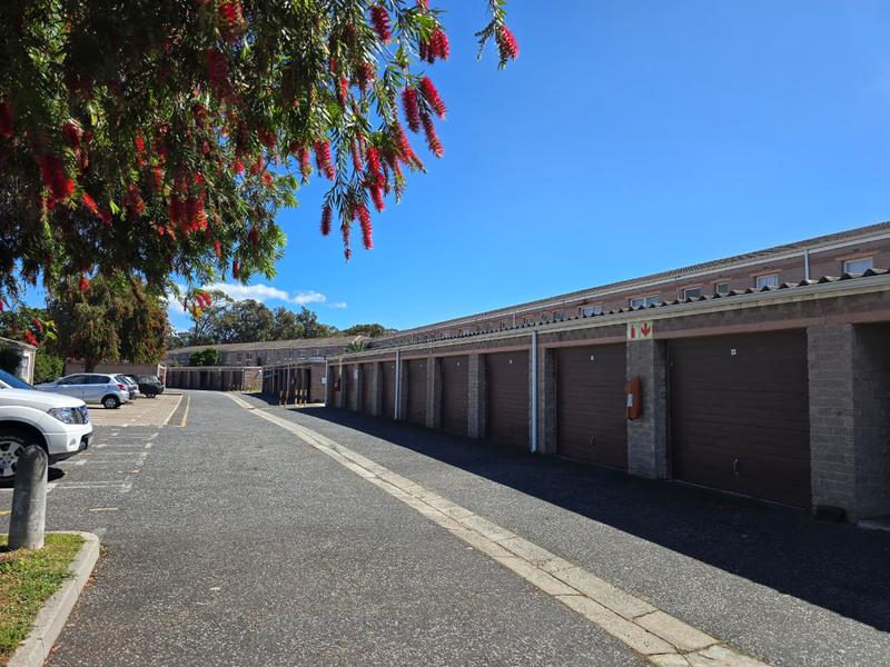 To Let 2 Bedroom Property for Rent in Thornton Western Cape